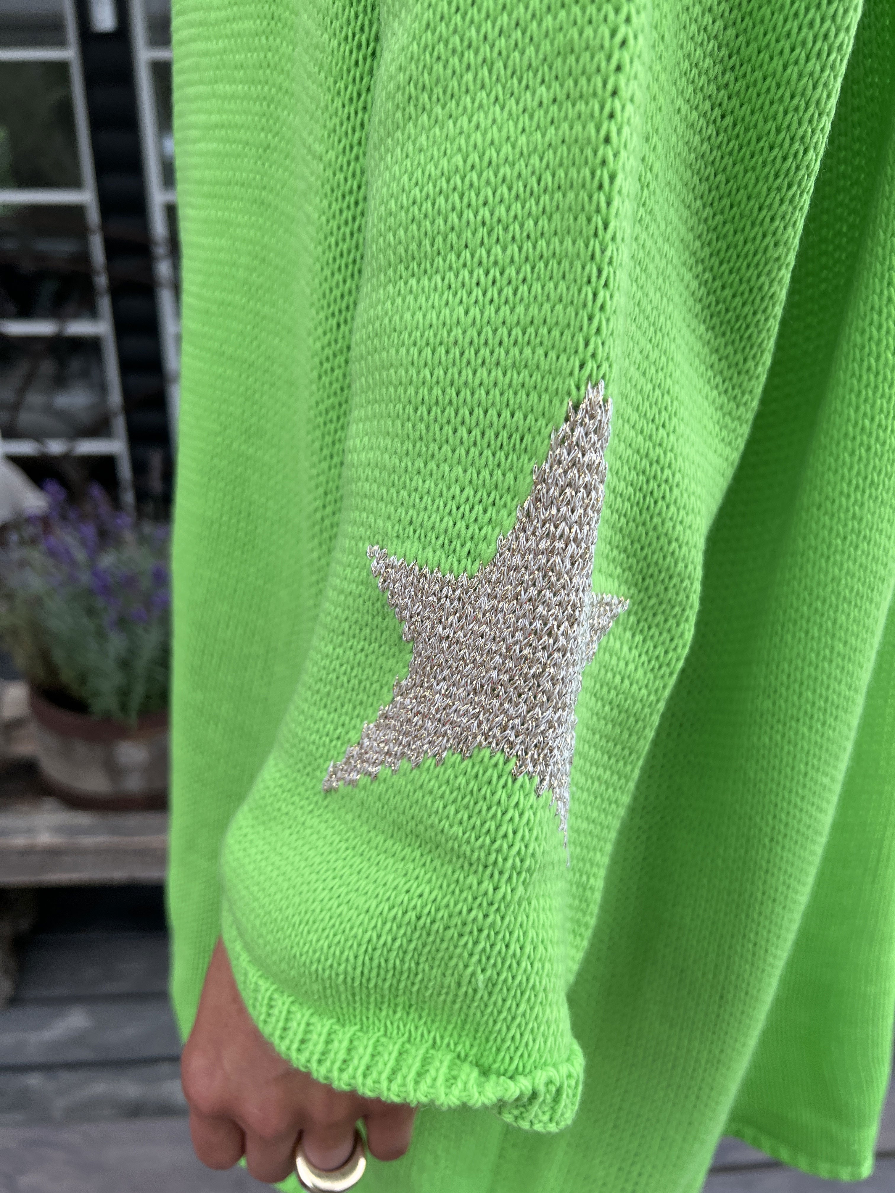 Lowa - Strik cardigan med stjerne på ærmet